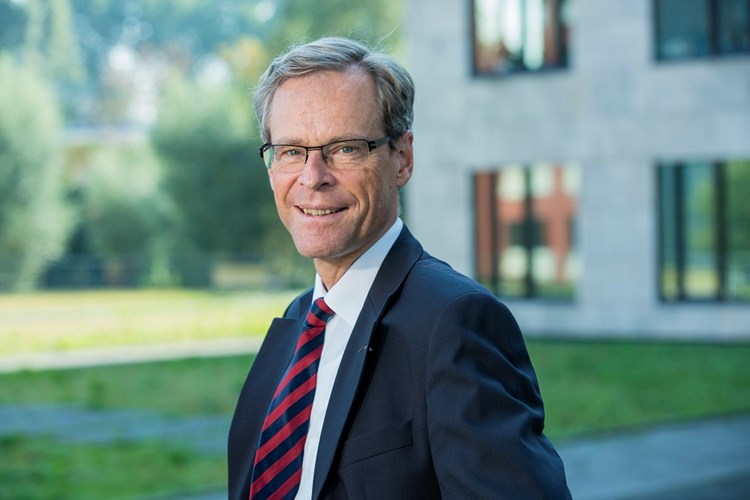 “Aanvraagregels NWO nu terugdraaien is zwabberbeleid”